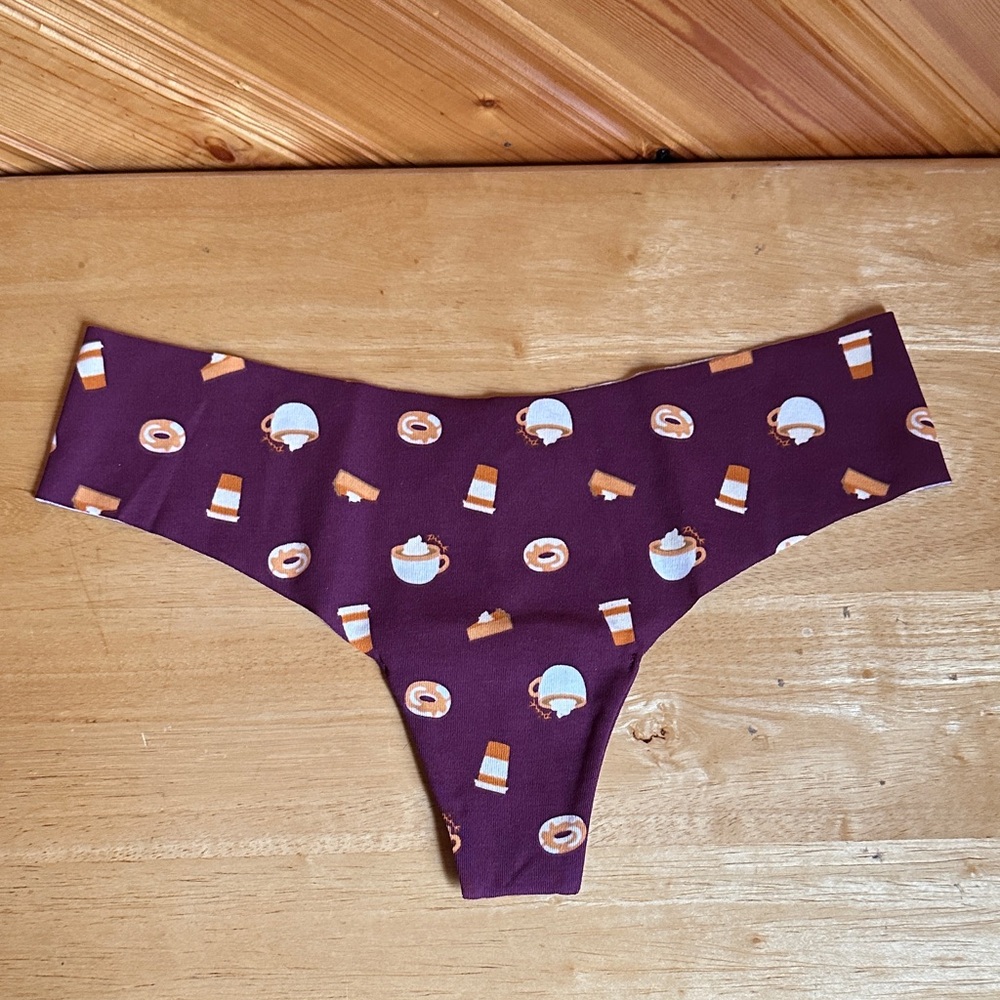 PINK Pumpkin Spice No Show Thong